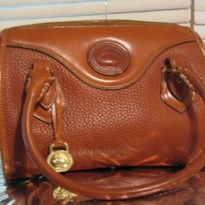 Dooney&Bourke - Small Crossbody Vintage Satchel